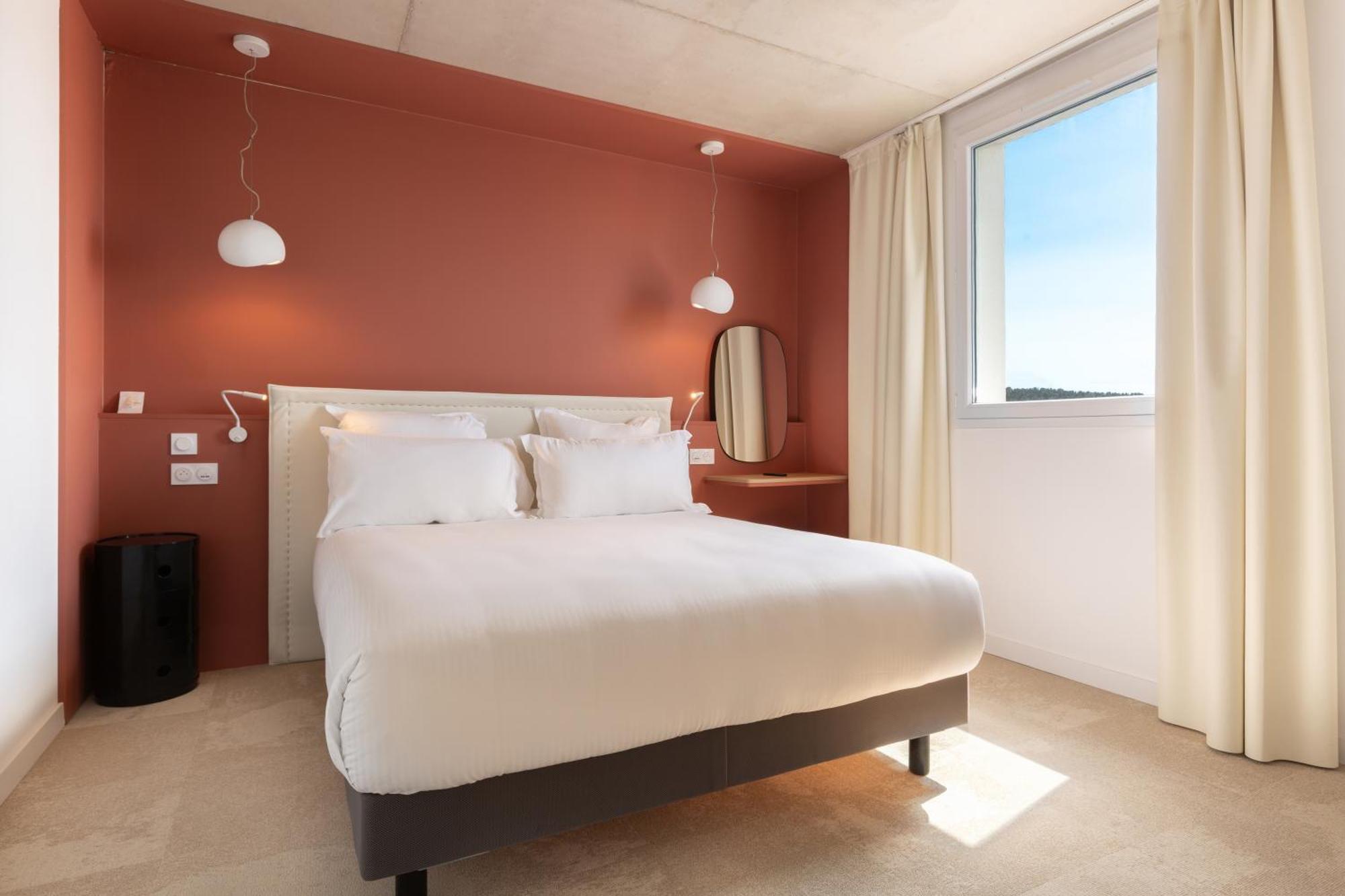 Golden Tulip Hotel & Rooftop Martigues Provence Eksteriør billede